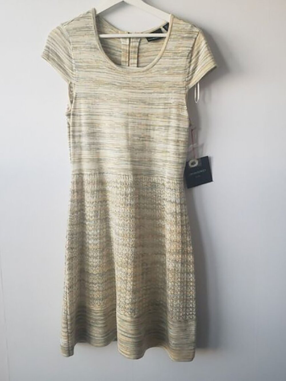 Cynthia Rowley cap sleeve fit and flare knit dress size L